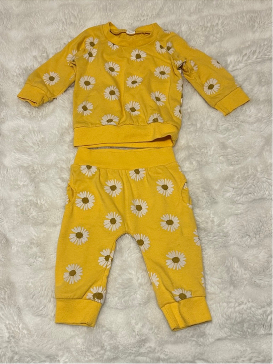 Unbranded Other - Baby Unbranded Matching Set 6-12 Months Yellow Daisy